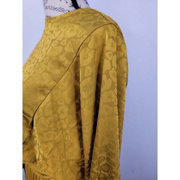 NWOT Flying Tomato Maxi Dress SZ Small Long Sleeves Self Belt Pleated Mustard - Picture 6 of 13